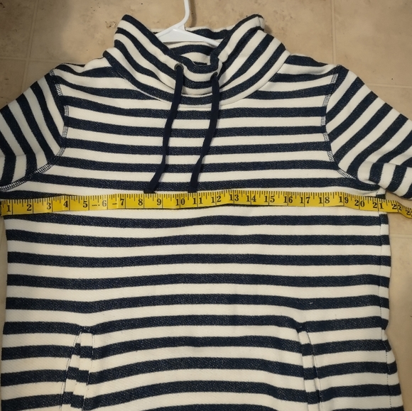 Roxy Halfway Home Blue & White Striped Sweatshirt Size M/L? See Measurements - Picture 5 of 7